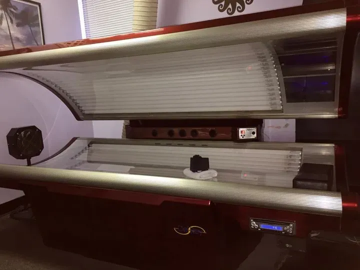 https://cdn.salonspotlight.com/photos/4aNeC137Wufab9wh9fxO/fbc1c183-7771-4cb6-ae8d-941b9ecd1ce1_720x720