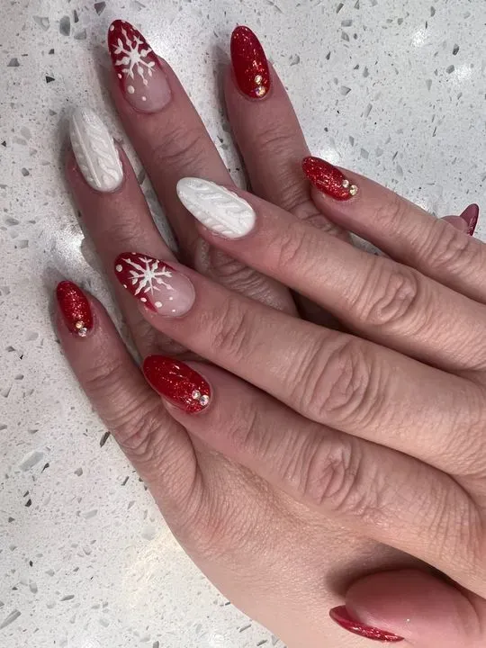 https://cdn.salonspotlight.com/photos/4e977t3fTiDOPhcGgm2p/51eca939-e203-4d90-83b8-cbe319486f05_720x720