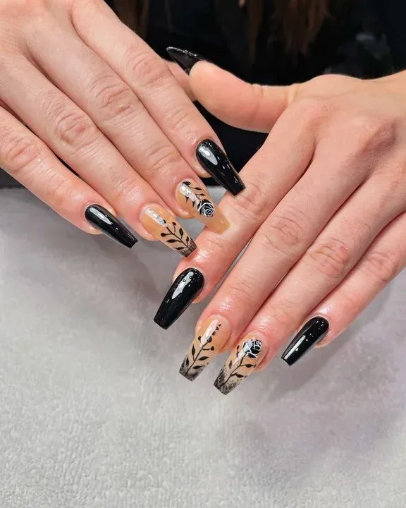 https://cdn.salonspotlight.com/photos/4eJAxFb8D7RnUJh64J1C/f60448f4-fa93-4ddf-b2d9-faac9f2ba5af_720x720