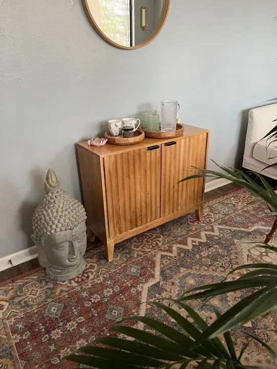 https://cdn.salonspotlight.com/photos/4efqzpVgLa3i0HrUfym2/9694df30-facc-4d43-a4d4-5b307b638a65_720x720