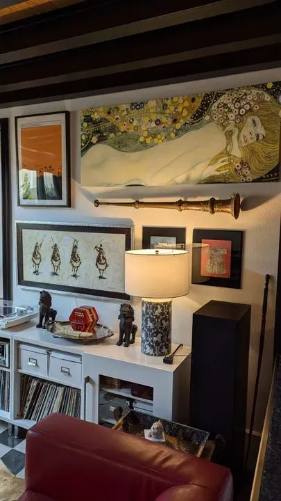 https://cdn.salonspotlight.com/photos/4jhc4I8f6WAbi4fbmOS9/dd6dde85-1efe-4f93-9d1b-b20ab898e60c_720x720