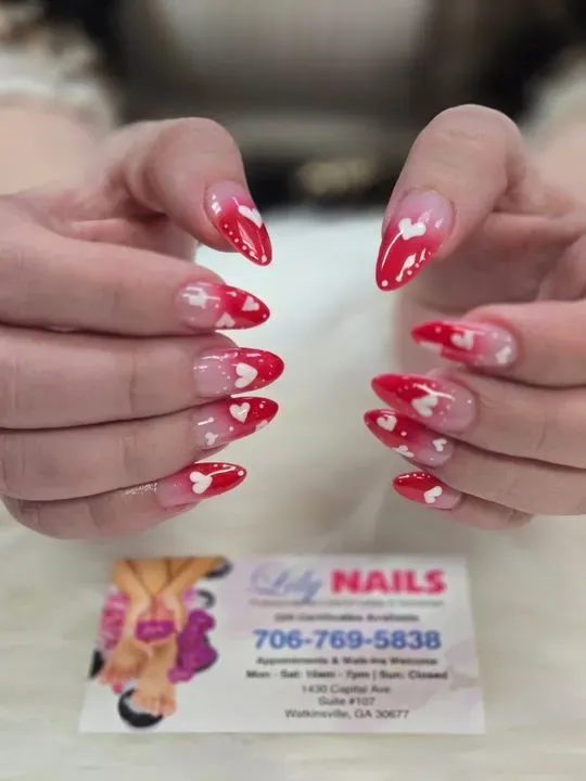 https://cdn.salonspotlight.com/photos/4sAQi9Z1U7es2d9FSN2V/33da882c-f2ad-4d1f-9b8d-6146bec0cf5f_720x720