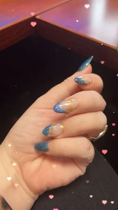 https://cdn.salonspotlight.com/photos/4sAQi9Z1U7es2d9FSN2V/9b4782fe-a993-4edc-8429-e6bc7084aee5_720x720