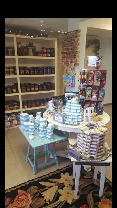 https://cdn.salonspotlight.com/photos/4va63t9kCtZJIhv4aK9q/9e1c0b79-f2eb-42ff-8e13-6535e21fc7c5_720x720