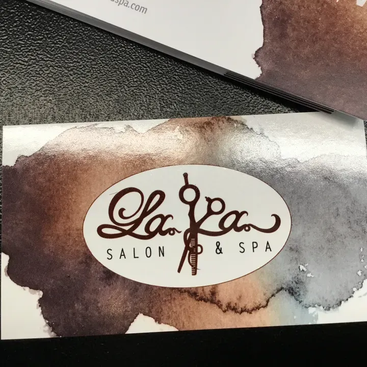 https://cdn.salonspotlight.com/photos/4yMeJlMkyl5R1eMpdKEE/01372fbb-0417-4e30-8700-6fe960ac9c92_720x720