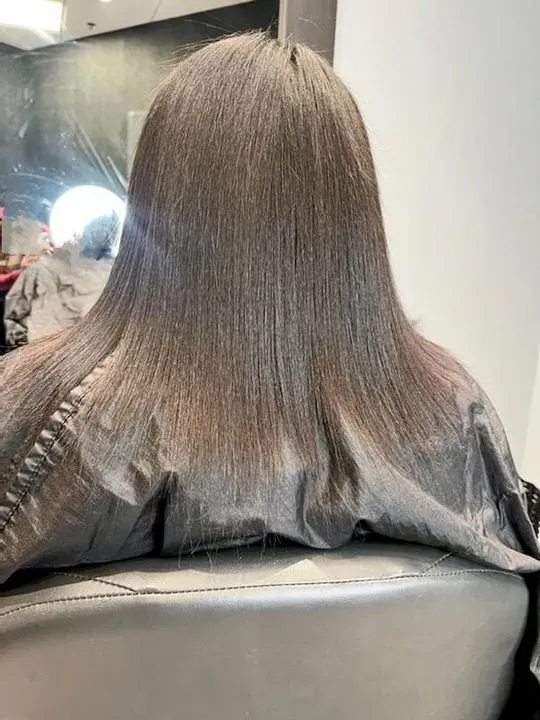 https://cdn.salonspotlight.com/photos/55EndHlzgMzO8hJp6m7J/50f71644-0243-4395-940e-61ce9231e1f7_720x720