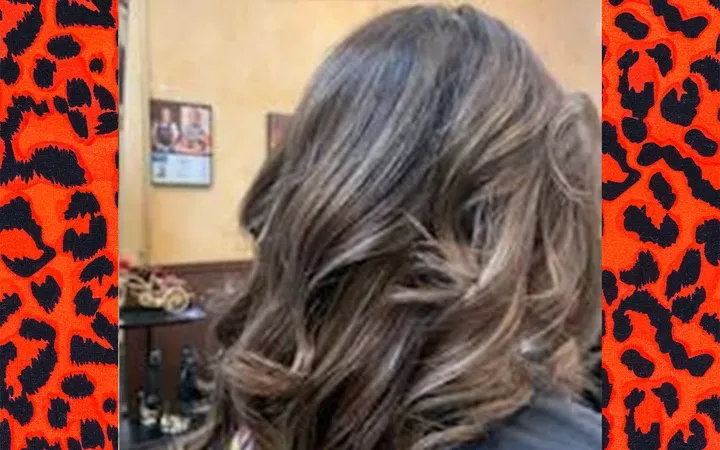 https://cdn.salonspotlight.com/photos/568YFSWgKfhQuNmAv4xd/abd425d3-c324-43a2-8dc3-61cc0e3d0f8c_720x720