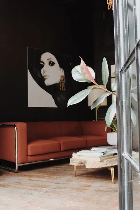 https://cdn.salonspotlight.com/photos/59UojxeZVsJhRnR8029G/8bf09351-e8ab-44be-8280-a996b7f9b24f_720x720