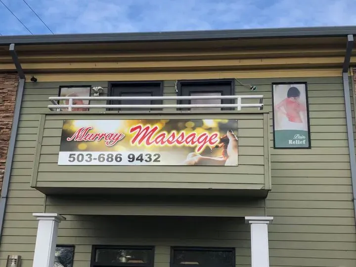 https://cdn.salonspotlight.com/photos/5ClJfv3P2vM1IDVxPxKN/e3981cb3-a3b3-4a38-8257-52a25f366fdb_720x720