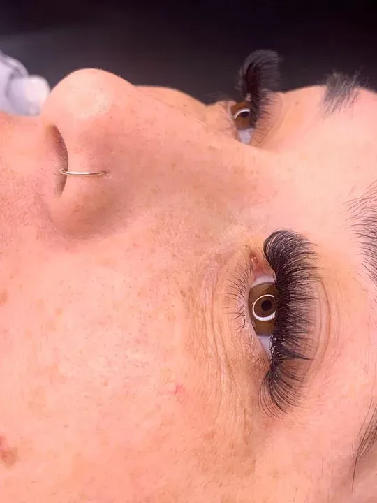https://cdn.salonspotlight.com/photos/5DTDyaTTtDQXOJUd7ltg/572404c4-5272-4cfb-b339-0e85aa4bea4d_720x720