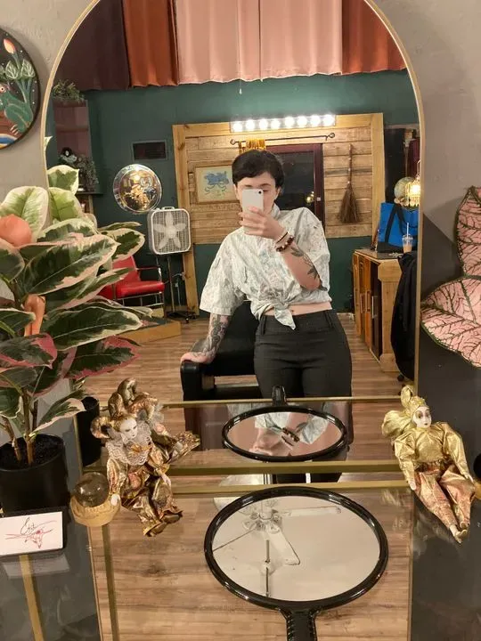 https://cdn.salonspotlight.com/photos/5G3ssbVIW0uCZsD8xKtN/d598e297-ec39-425d-87bc-ae83400a5906_720x720