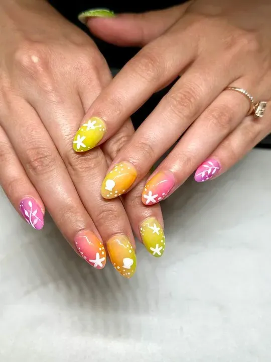 https://cdn.salonspotlight.com/photos/5KaIkEWOvYVjCPg4gNH5/6a0ee237-904b-4d32-921c-cbba6013699b_720x720