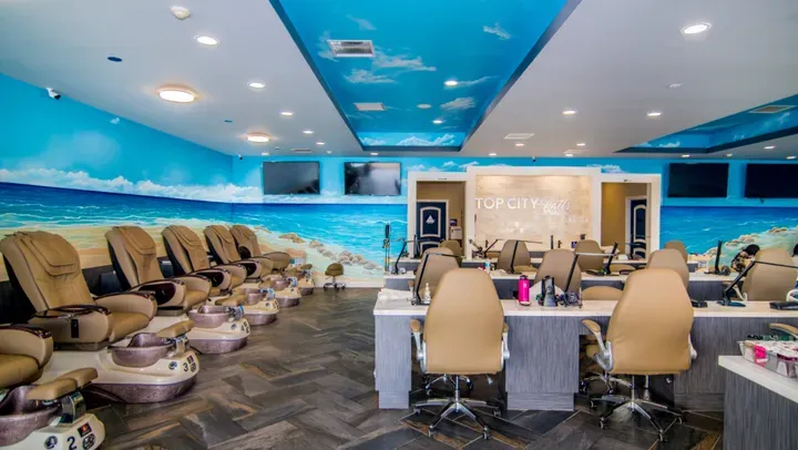 https://cdn.salonspotlight.com/photos/5OiYVsuTGgBVaXTHW3cu/ba3e01d1-84cc-4d28-b149-92542de7ddd5_720x720