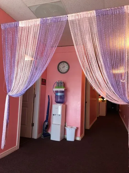 https://cdn.salonspotlight.com/photos/5U1ARhWTkidtnDqEXRuM/ec42ee13-525e-4855-a144-530e076cbafb_720x720