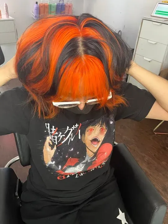 https://cdn.salonspotlight.com/photos/5XpQgz98lWsoNTb7b6Fg/7127ef3c-52ef-48e0-b81e-1cfe55f506da_720x720
