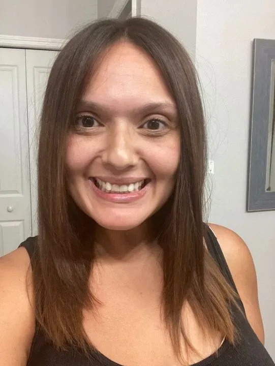 https://cdn.salonspotlight.com/photos/5bWCCGGChzXV4bk76ens/336ac7a3-8692-4b23-a0d7-934c22a1039f_720x720