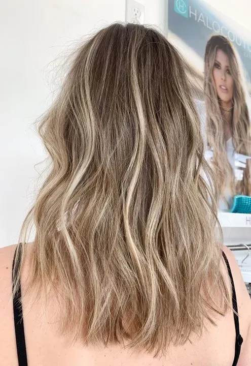 https://cdn.salonspotlight.com/photos/5e6MykvGk4D1iwVyuf8I/c5367996-ed47-4a98-9a5b-786bc819b87e_720x720