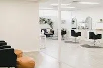 https://cdn.salonspotlight.com/photos/5h5VDJHUKus044KfoXIs/699a3991-e2a3-45a7-aa9a-542d5358b4c3_720x720