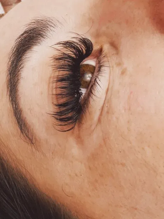 https://cdn.salonspotlight.com/photos/5h5VDJHUKus044KfoXIs/d03a8bce-3e3d-49ea-8fb3-dd2c8e32561d_720x720