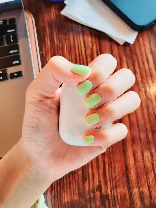 https://cdn.salonspotlight.com/photos/5iVKLlOTo2a8rjW6OEKg/2bceac7b-54de-4970-90cb-ba3435018dac_720x720
