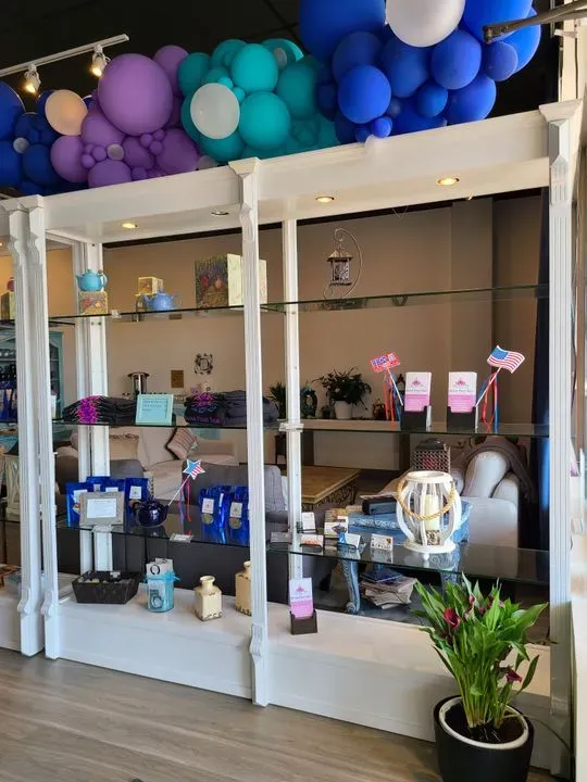 https://cdn.salonspotlight.com/photos/5if3nnBJBmPoG3RIYUUQ/e34ede4a-48f7-4501-94a5-99d85e329466_720x720