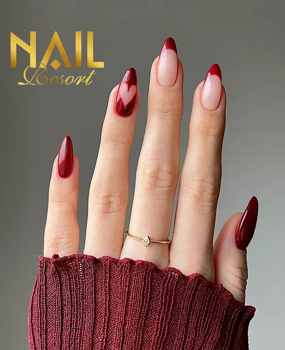 https://cdn.salonspotlight.com/photos/5l4nacY9aeiw075PQb5c/444b6ffe-02dd-4f83-ac30-8eb1c0bc0ef9_720x720