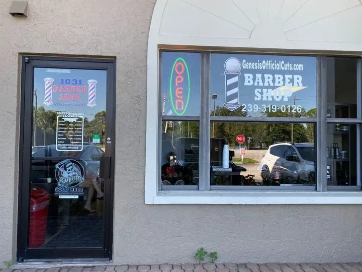 https://cdn.salonspotlight.com/photos/5mXVZnwpwKKJxINn02qY/a8fbddce-2939-4e6e-82bf-27c7d9fe0b58_720x720