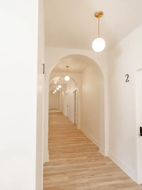 https://cdn.salonspotlight.com/photos/5mcGATcOwh1ssMwU34Om/7192ea7a-72a1-4030-876c-77fe29610922_720x720