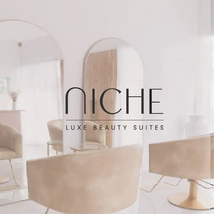 https://cdn.salonspotlight.com/photos/5mcGATcOwh1ssMwU34Om/b58b3b2f-9857-4205-9aab-1615215c8794_720x720
