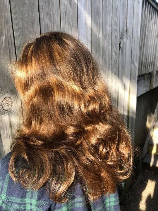 https://cdn.salonspotlight.com/photos/5sUIqYtUvUeBbMG3bCZW/c71f629f-35a9-4431-b5bc-acd62a9d424a_720x720
