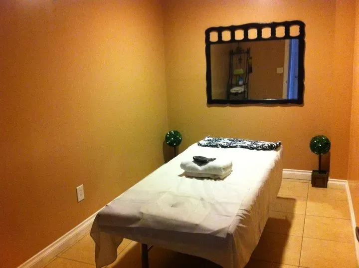 https://cdn.salonspotlight.com/photos/5verPlUWgKwGp3wnaT7C/513b1306-82f3-41b6-9115-e3ed3f9f1cc2_720x720