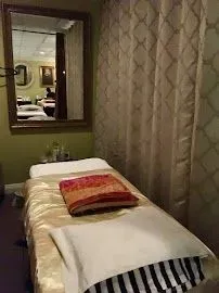 https://cdn.salonspotlight.com/photos/5verPlUWgKwGp3wnaT7C/f250b7d5-8fc8-4bdb-8e24-644366f20e2f_720x720