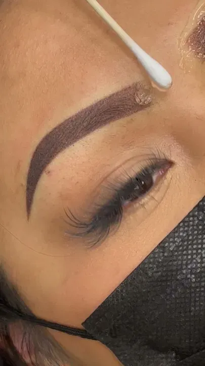 https://cdn.salonspotlight.com/photos/65AQOY9fBf6FIKIkcFie/6c0f5862-525d-445d-926a-71418a8af865_720x720