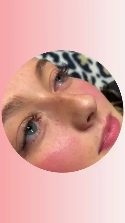 https://cdn.salonspotlight.com/photos/68qE0j2Gd9LspTSVJa94/63326e0d-7ece-4005-adf4-3cf6e9ec6aa4_720x720