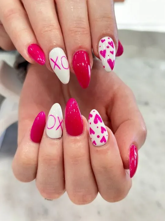 https://cdn.salonspotlight.com/photos/69dHbgkFgCVfOW3xuTsk/7e646307-3d01-47aa-94da-7feaacff7fab_720x720
