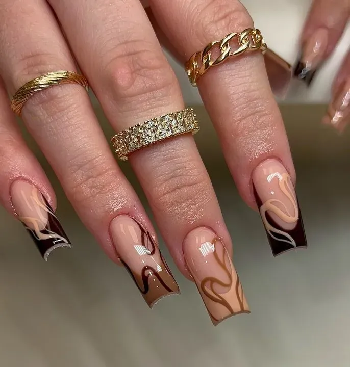 https://cdn.salonspotlight.com/photos/6BviiOAtDhOW7Oi8wOIx/4110b8f2-9e82-4624-bcc8-e8adb5e9000e_720x720