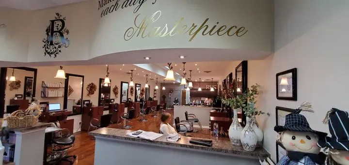 https://cdn.salonspotlight.com/photos/6Dd2iTzzRANOfEMOw7LS/ea4d2127-b495-4813-8e28-8e91c45593df_720x720