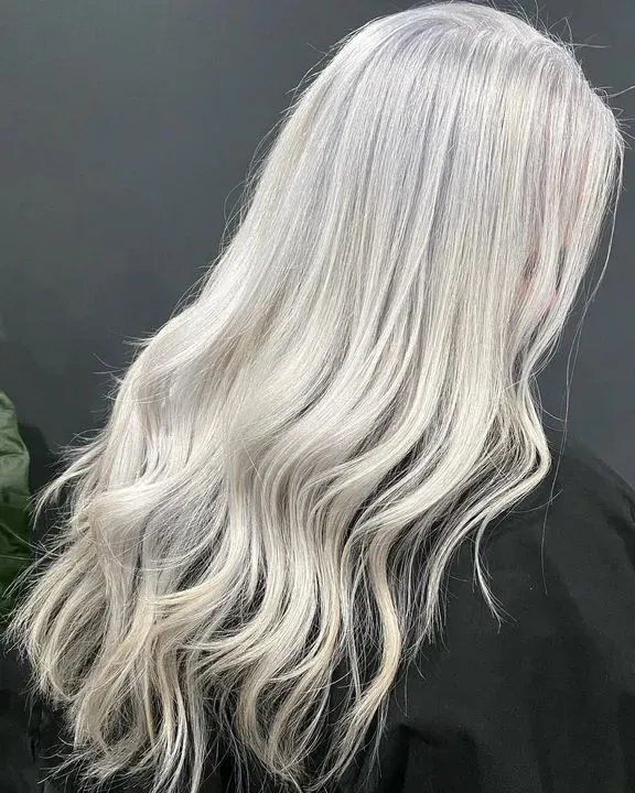 https://cdn.salonspotlight.com/photos/6HCF0S9f2bd1w6wZ2lG5/771b0812-6be0-4edb-8d0f-ecd594726ca6_720x720