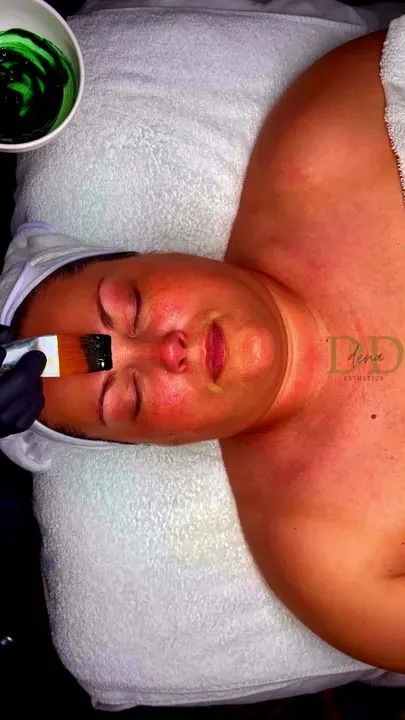 https://cdn.salonspotlight.com/photos/6MyErpdTmqSddaEspjkh/a37a2f26-e8ed-43fe-9c22-9592ca52a48c_720x720