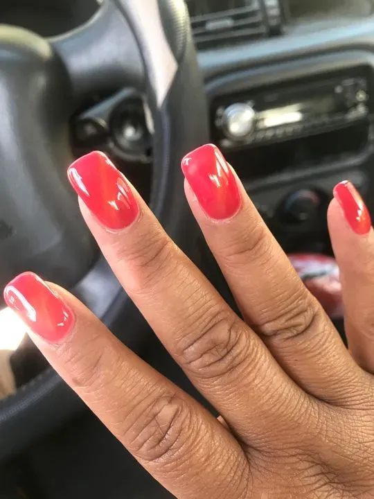 https://cdn.salonspotlight.com/photos/6PIgWgqVlZ68ZHkDVzAR/ce021544-600c-42fd-9367-d57bbaf334b1_720x720