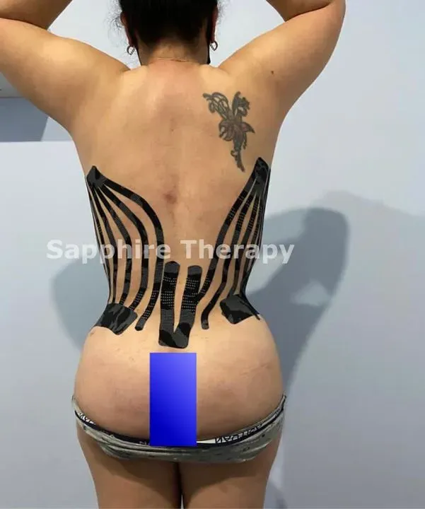 https://cdn.salonspotlight.com/photos/6PVFKFg4puultD67PY65/585897e4-bd0f-4c6e-b161-c21958296391_720x720