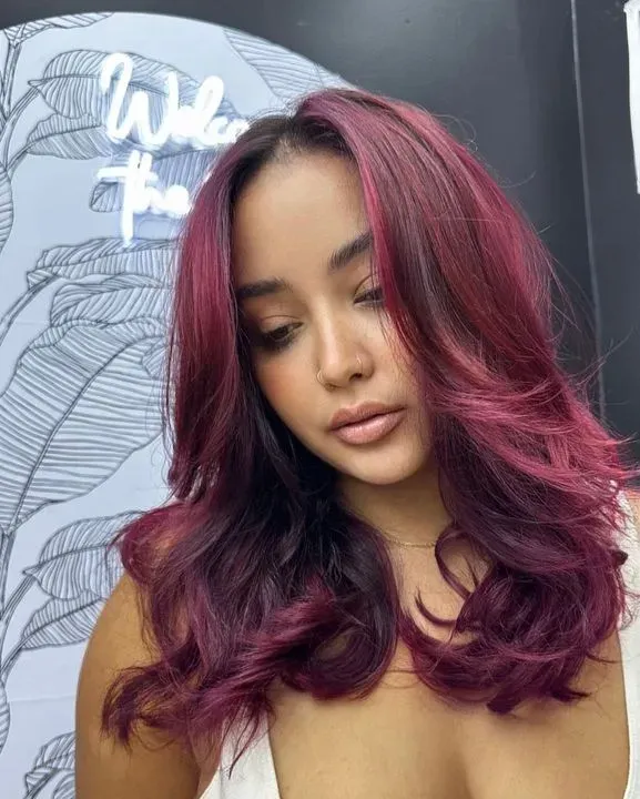 https://cdn.salonspotlight.com/photos/6RwkUkTVEJqQWeRmgcJB/f632f08f-7634-4fdb-808e-e99bb63773f7_720x720