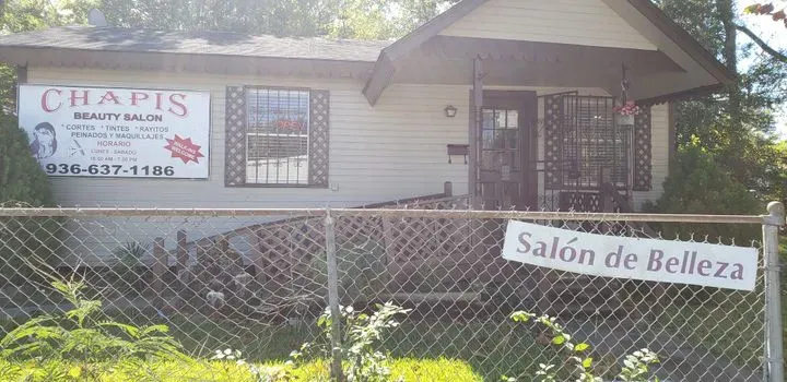 https://cdn.salonspotlight.com/photos/6dDfBJ6erN1uHPevDgCm/7b25540e-5ab1-47b8-bbb3-67ed6c26ca4a_720x720