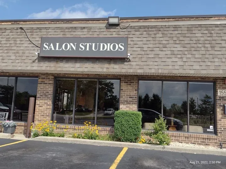 https://cdn.salonspotlight.com/photos/6f482u4CUJLfKIGWKhJ6/abd5982d-be12-439d-9c1a-618e78fedd29_720x720