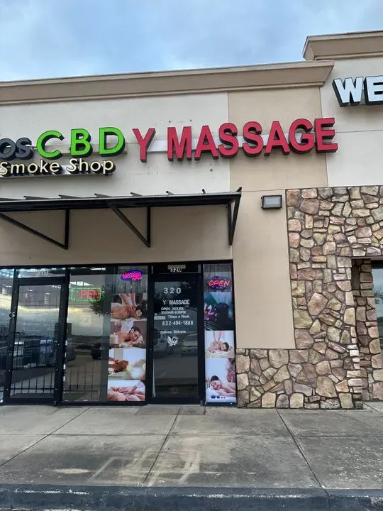 https://cdn.salonspotlight.com/photos/6nN6lQCgNsL8L0paABqx/bcc8acea-0434-4b97-8a0a-9a33dbb0779a_720x720