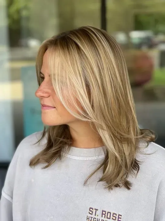 https://cdn.salonspotlight.com/photos/6oRWPsQxu0GlqjiSFgcQ/4dc8ec64-ef7b-4eca-bc9b-cb9abd439552_720x720
