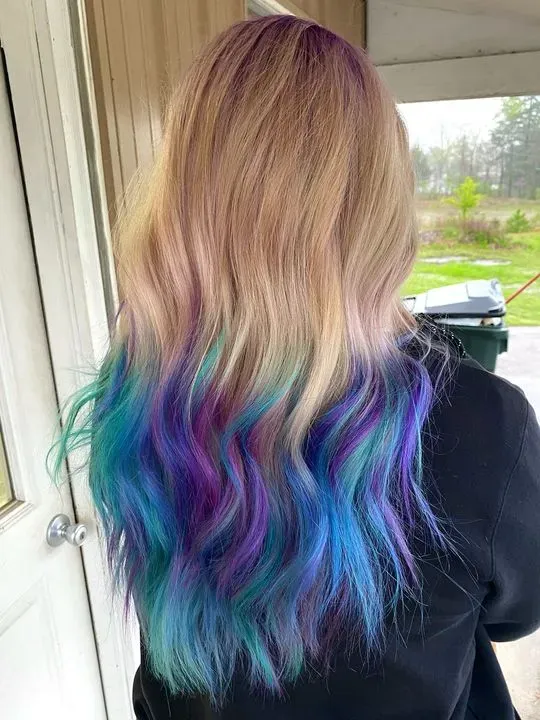 https://cdn.salonspotlight.com/photos/6rnlYCP5IWVmWCfzhb3m/4c51823c-2d2a-45e8-9adf-bc0b4d2d1211_720x720