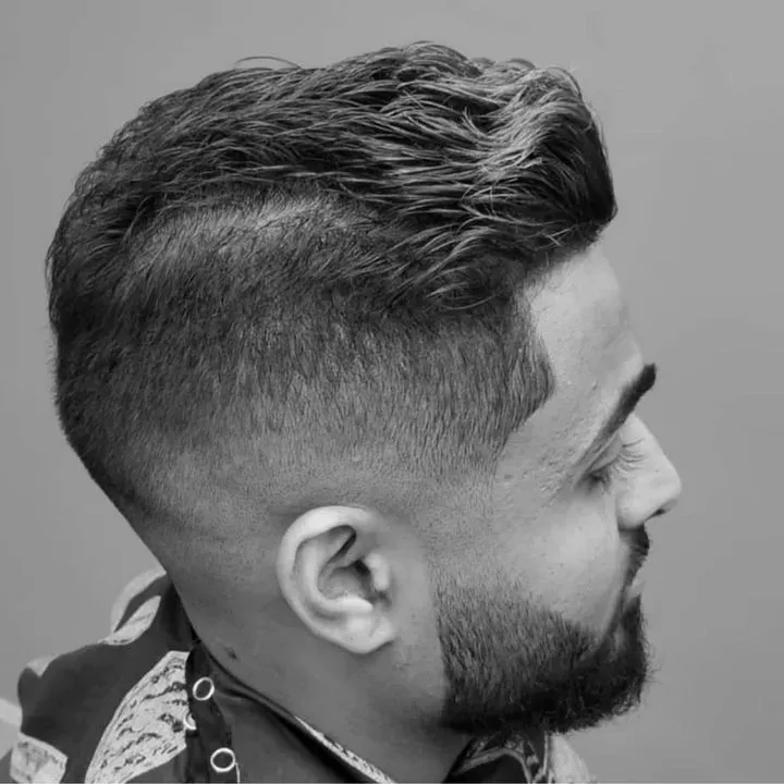 https://cdn.salonspotlight.com/photos/6uGQFG6JO5G3shm8M4jp/88c6bd3e-f70d-42c0-a340-2f7fc07575e0_720x720