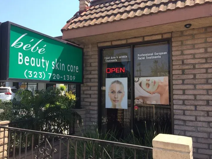 https://cdn.salonspotlight.com/photos/6xBRVUGlvt27WXdtsgMl/3e4483b2-6d60-41af-b732-bbe7f83b4119_720x720