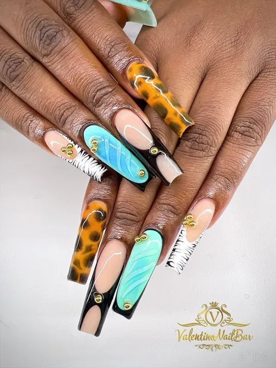 https://cdn.salonspotlight.com/photos/6yQNMSrIXJnrW09EDT9y/83215c84-65e2-4d07-ba48-4b03931ec07e_720x720